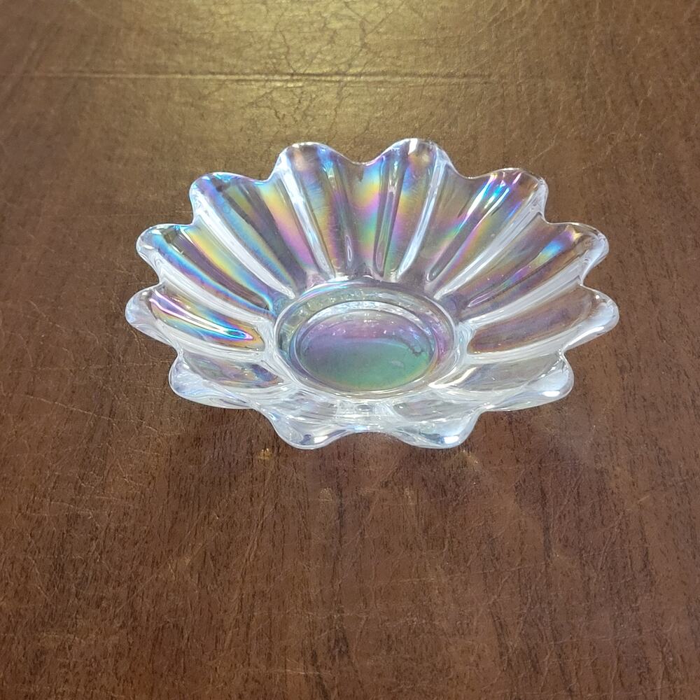 Vintage Federal Glass Celestial Iridescent bowl 6inches diameter starburst